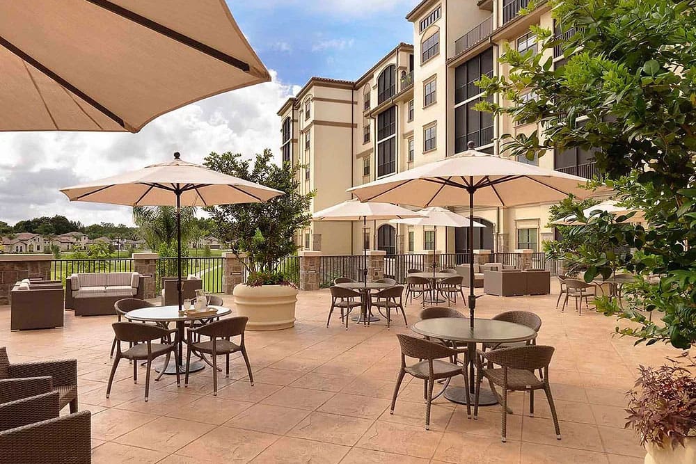 Sunrise Terrace Dining