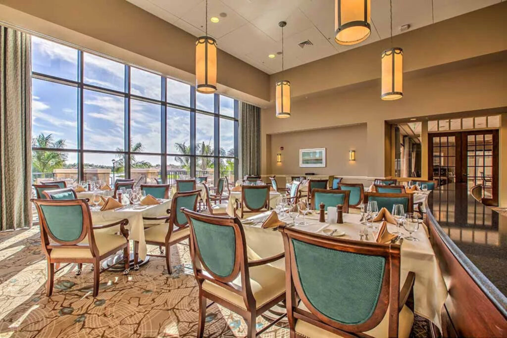 exhibition-restaurant-dining-room