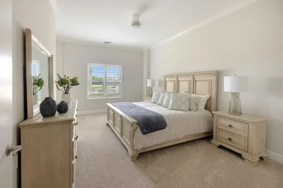 What Are the Benefits of a One-Bedroom Apartment for Seniors?