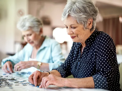 Secure Dementia Care Communities In Naples: How Life Enrichment Reduces Anxiety